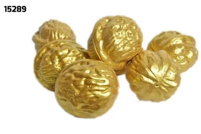 אגוזים צבע זהב* 12 יח